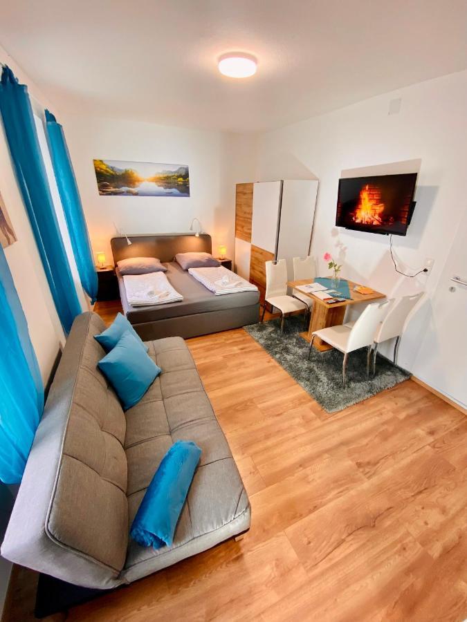 Apartment Einzimmer-apartment 25 M2 Gartenzinken Im Zentrum Von *